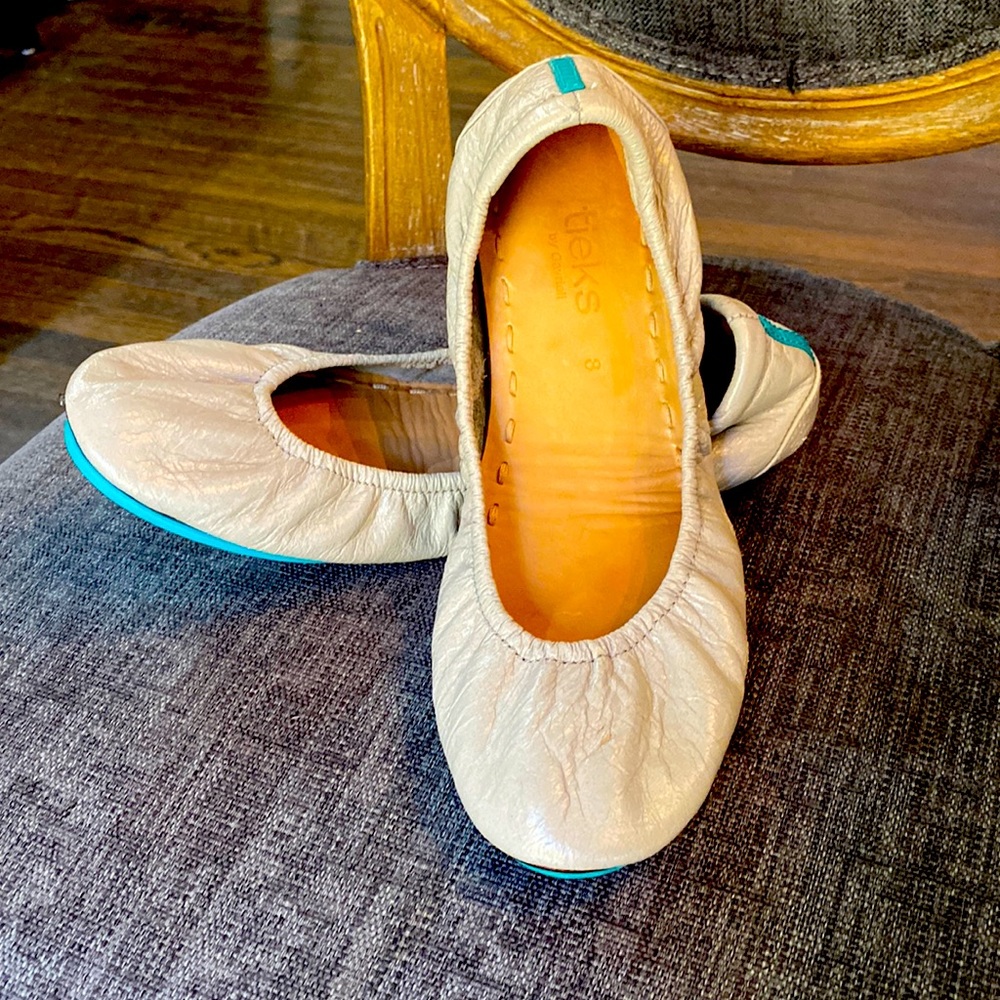 Tieks ballerina flats in grey